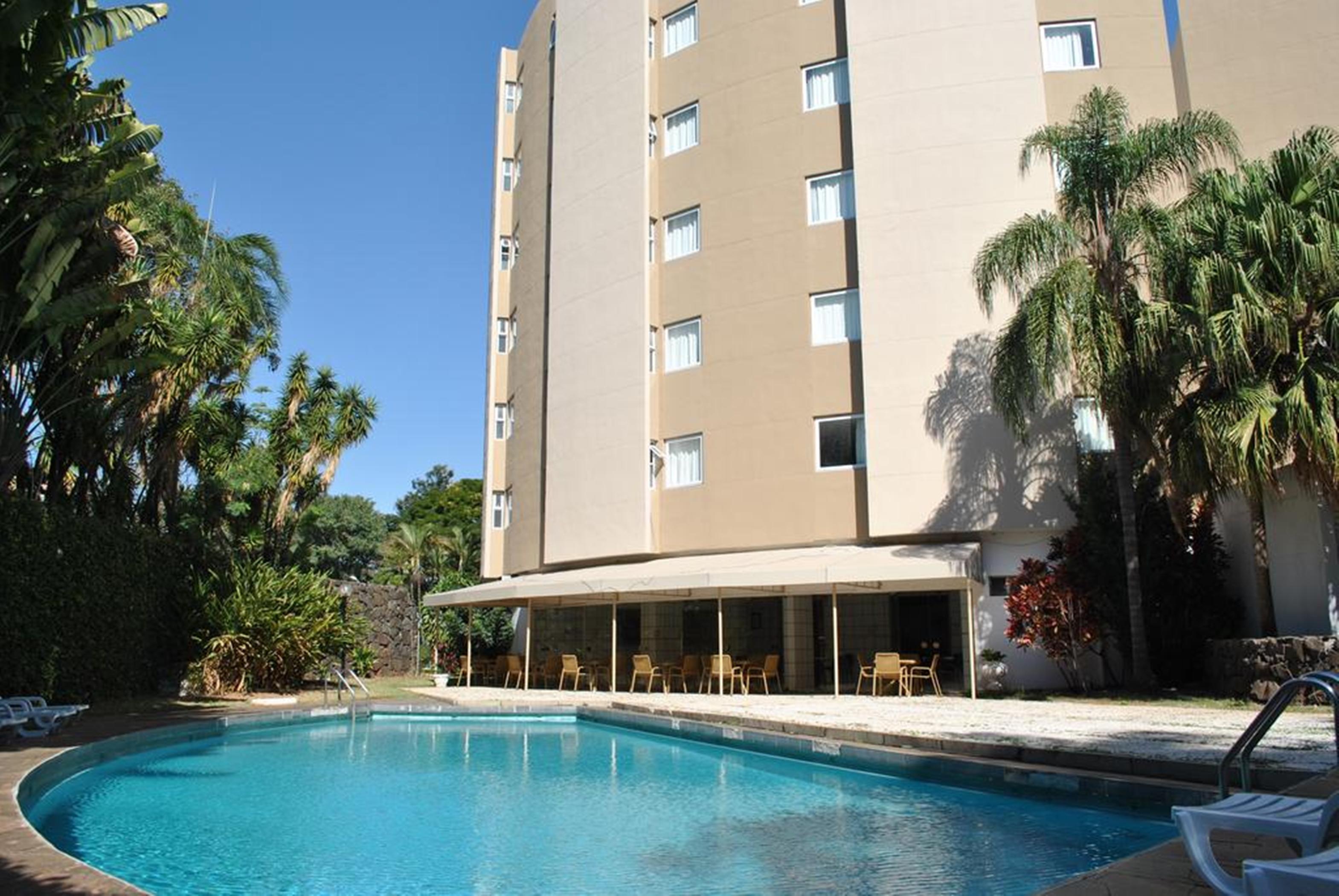 فندق هوتل فيلا ريكا كامبيناس المظهر الخارجي الصورة